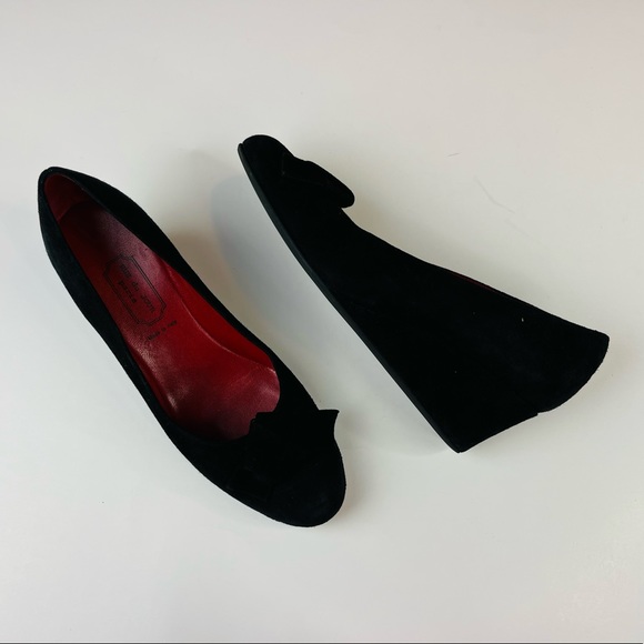 Rue Du Jour Paris Women’s Black Suede Round Toe Pump Wedge Heels Size 37 - Picture 1 of 7